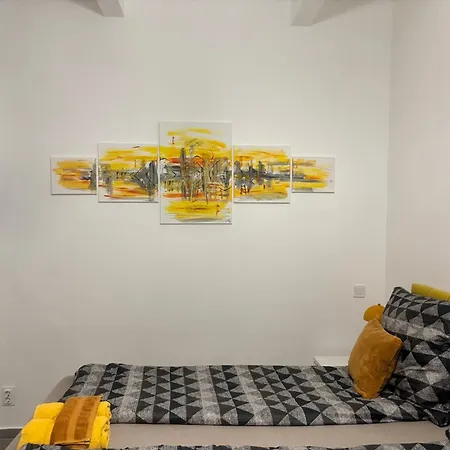 Stuart Apartamento Szeged